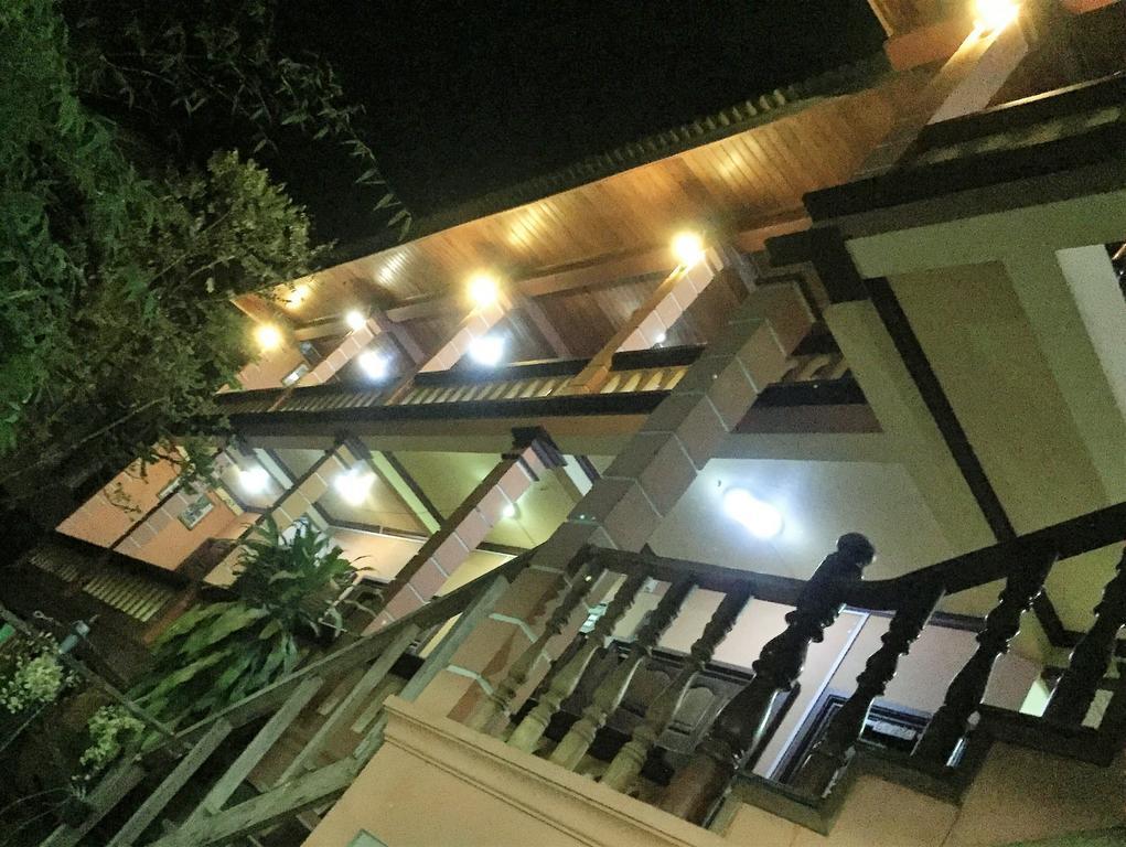 Bkc Villa Muang Pakbèng Esterno foto